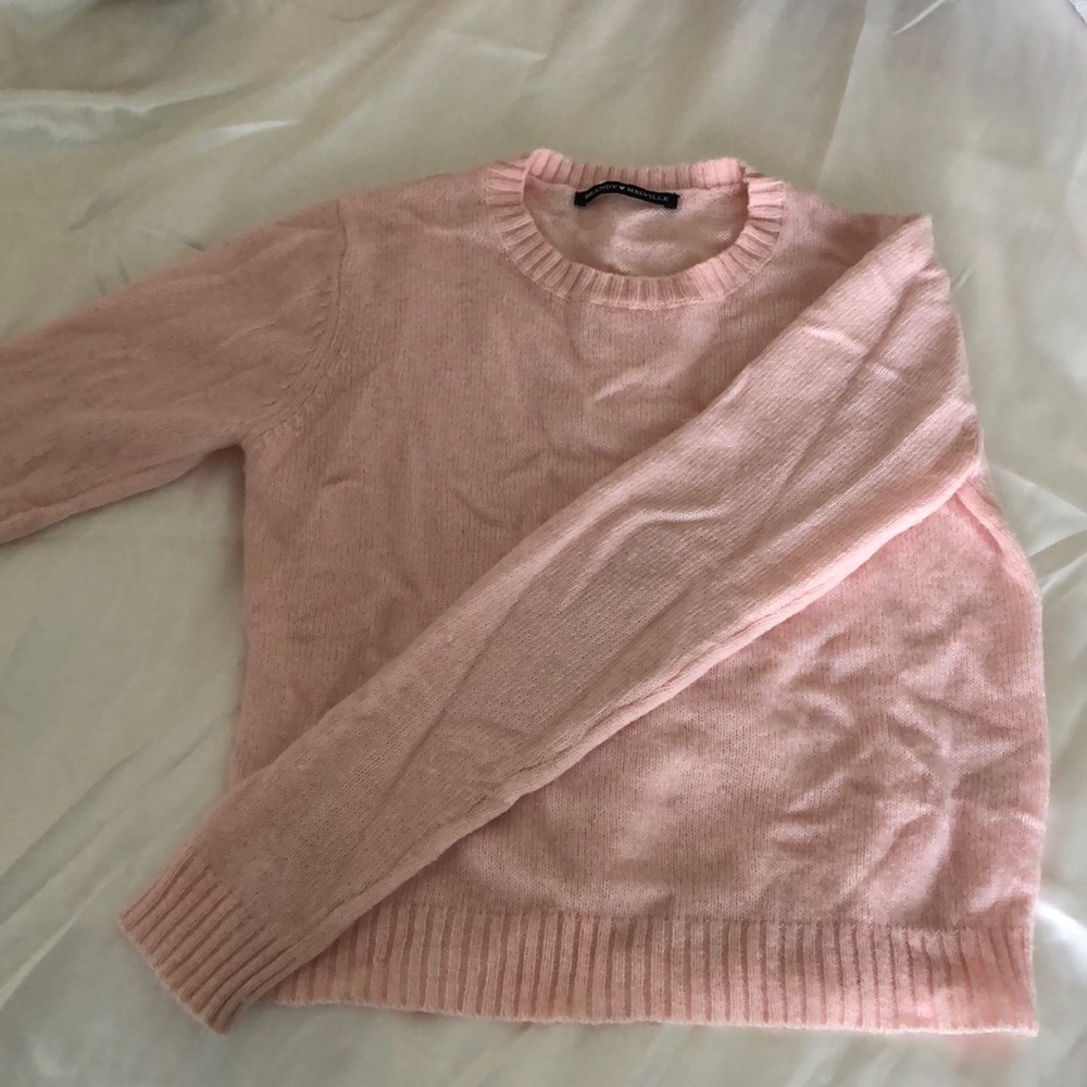 Brandy Melville sweater